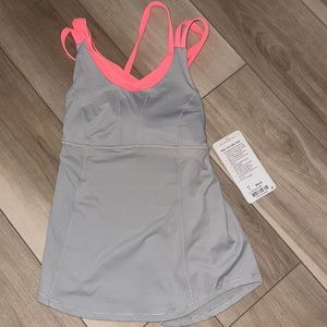 Lululemon beat the heat tank top size4